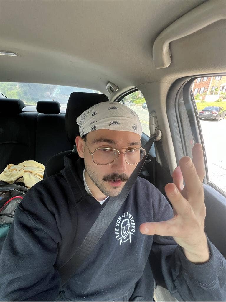 looking for a roommate or a room