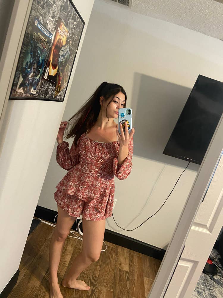 Looking for a room + roomie
