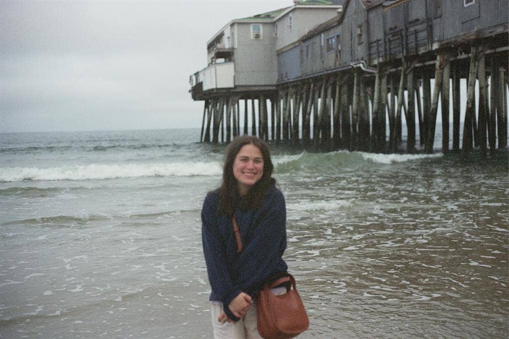 Looking for female roommates!