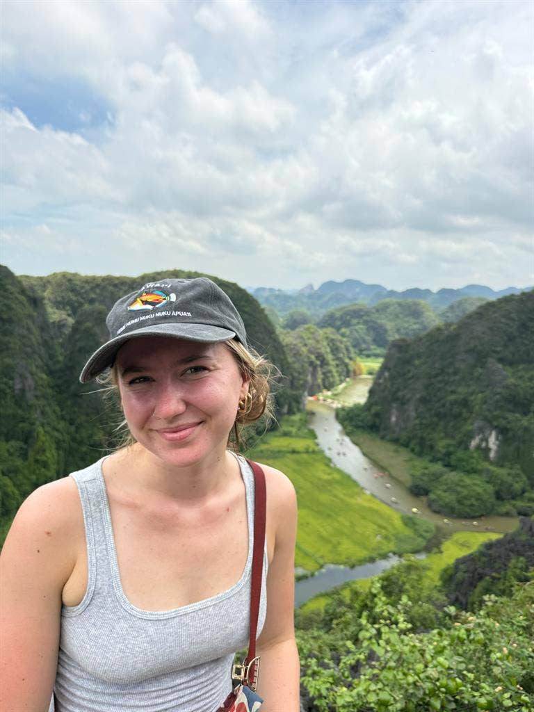 Looking for Room Aug 2026–May 2027