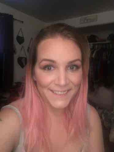 Looking for room with female(s)