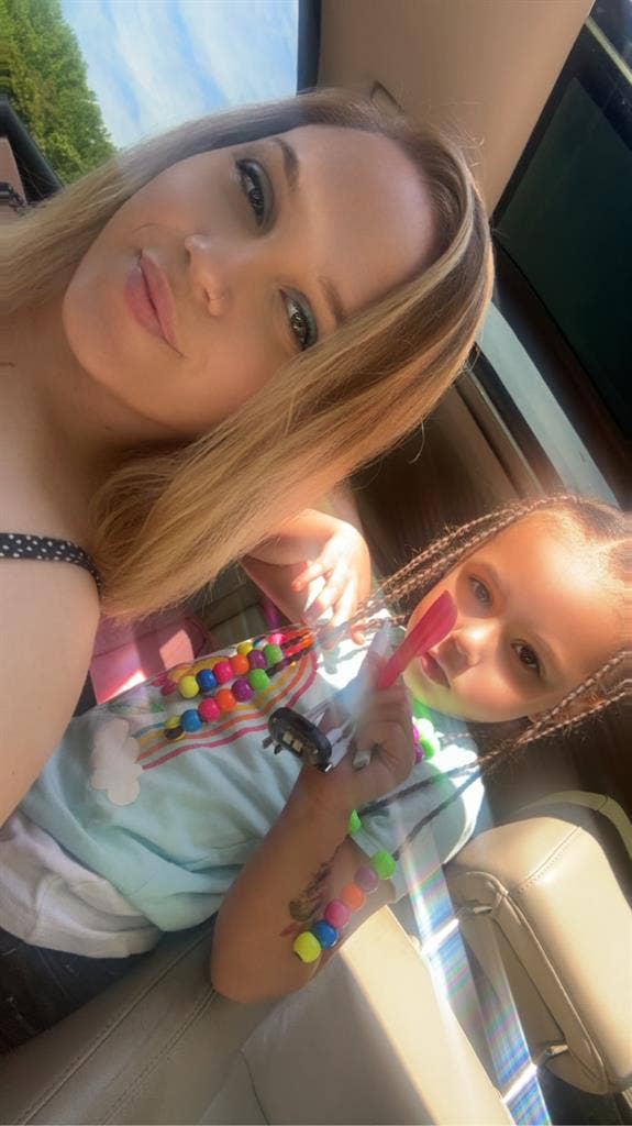 Single working mom of 3