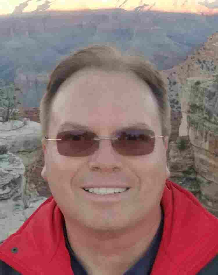 Need furnished priv bedrm & bathrm