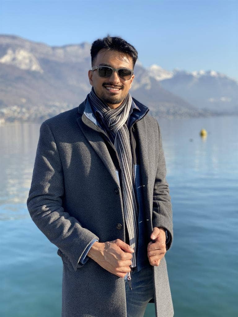 Looking for Private Room- Monterey