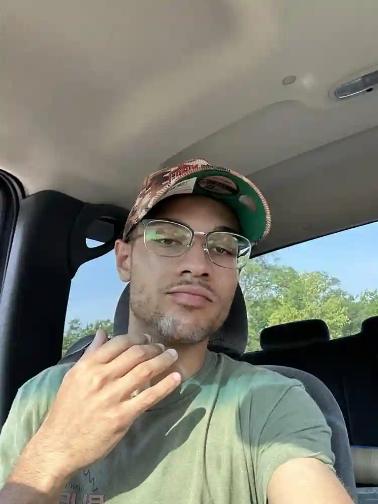 Looking for a nice setup/roommate