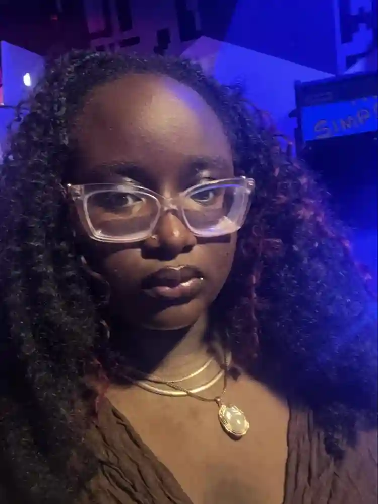 Female roommate for a 2b 2b apt