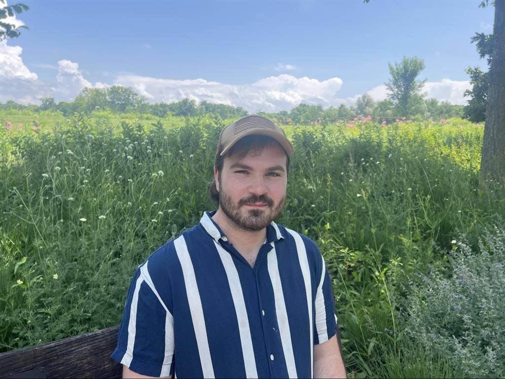 Looking for a roommate in Cov, KY