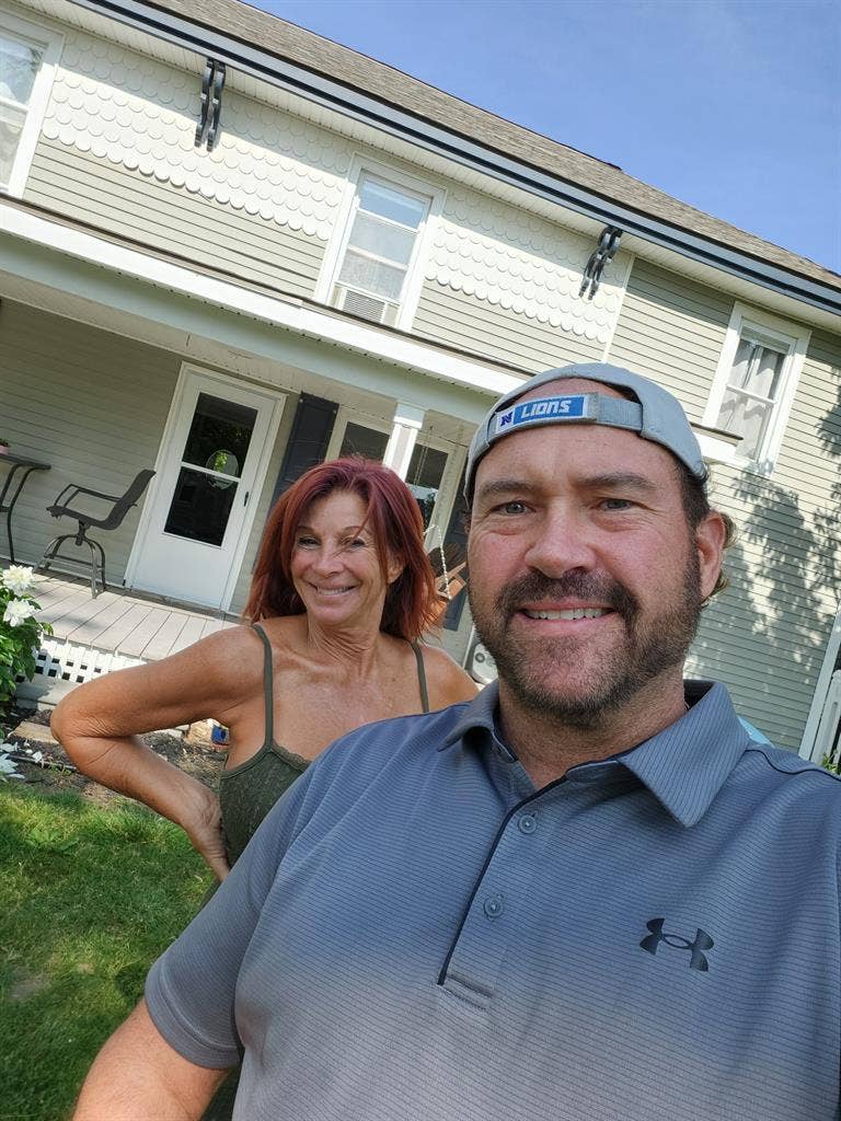 Roomate for Downtown Beach House