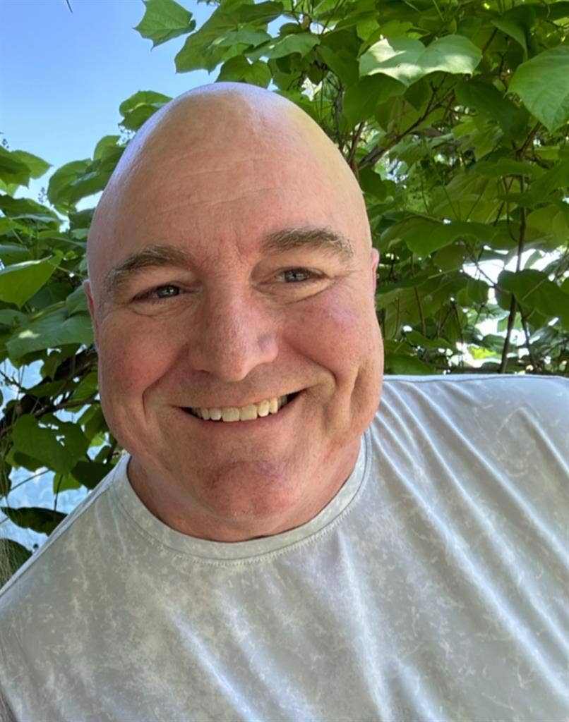 August 1st older male, single room