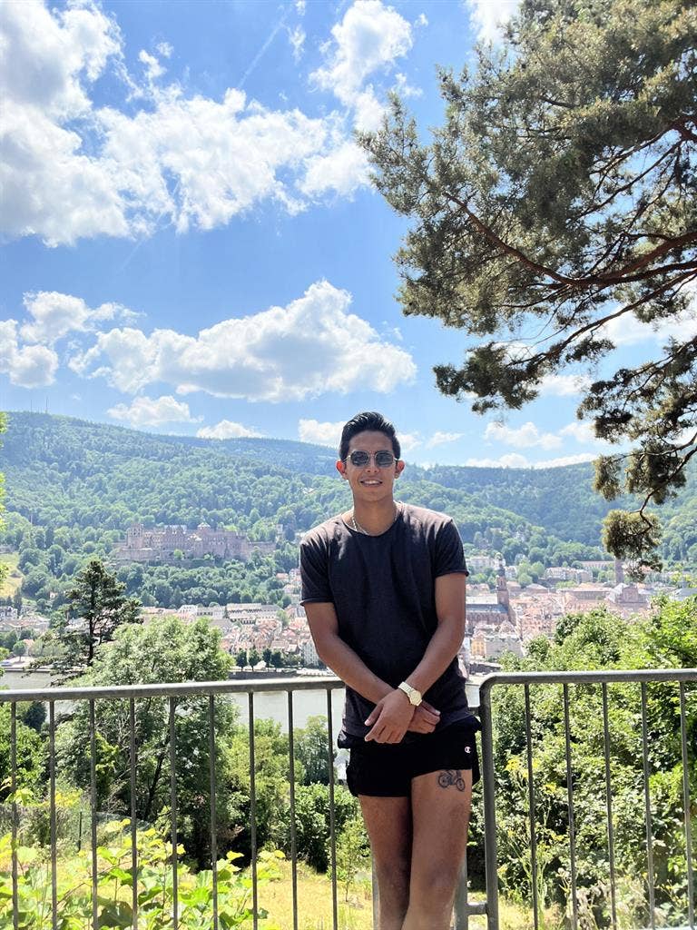 Luis