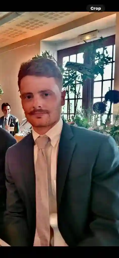 Grad Student Seeking Room/Roommate