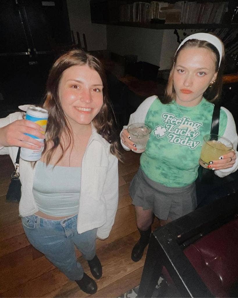 Looking for a room/roommmate(s)