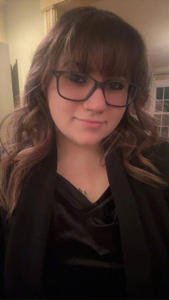 Looking For A Female Roommate!