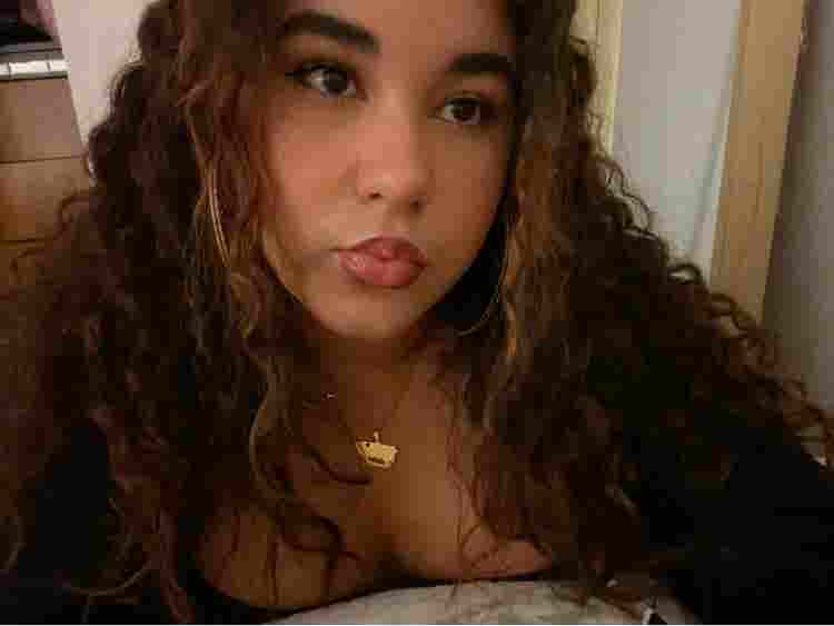 Looking for a room :)