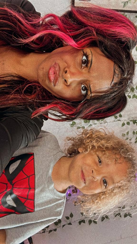 Single Mother of 1 looking