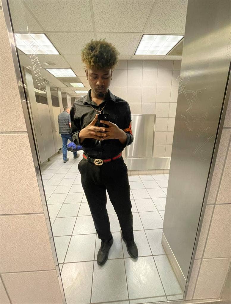 Starbucks Barista looking to rent