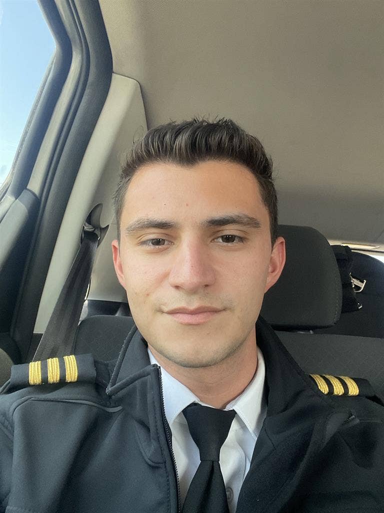 Airline pilot short term rental