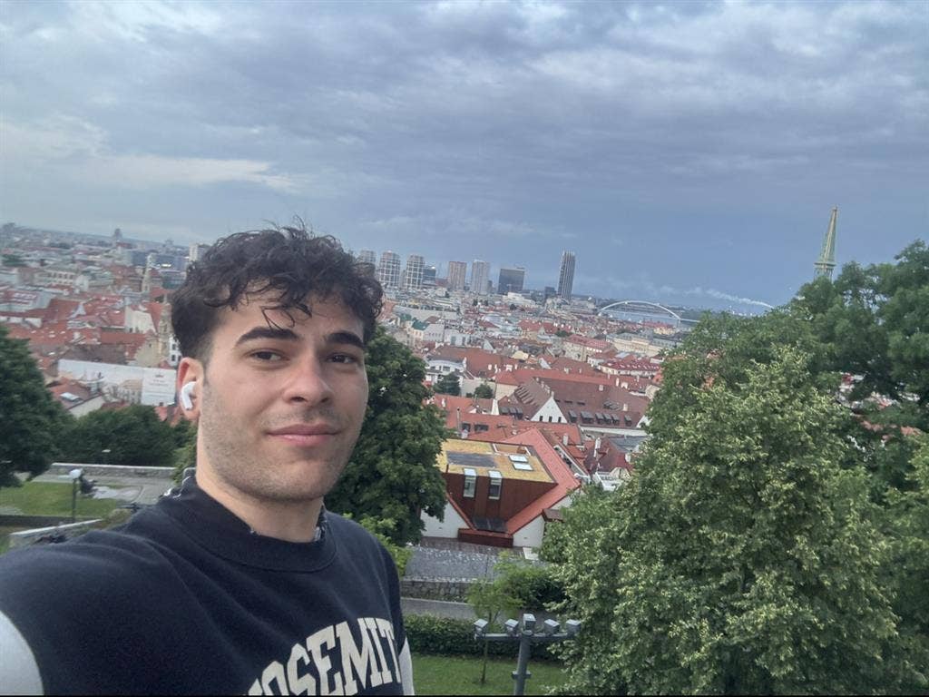 Chill Student Room Search