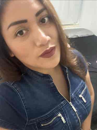 BUSCANDO HABITACIÓN PRIVADA MUJER