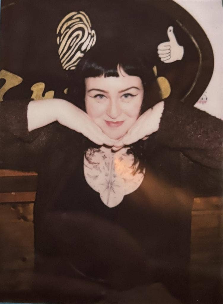 Searching for Room/Roommate(s)