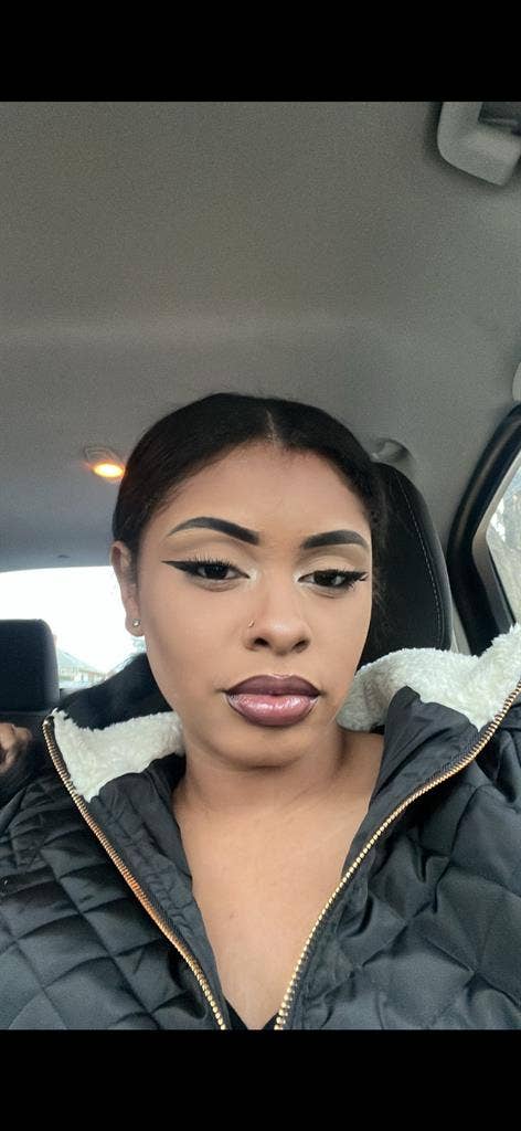 Looking for a roommate/room