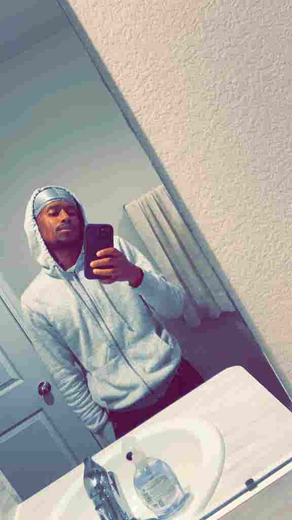 In search for a roommate