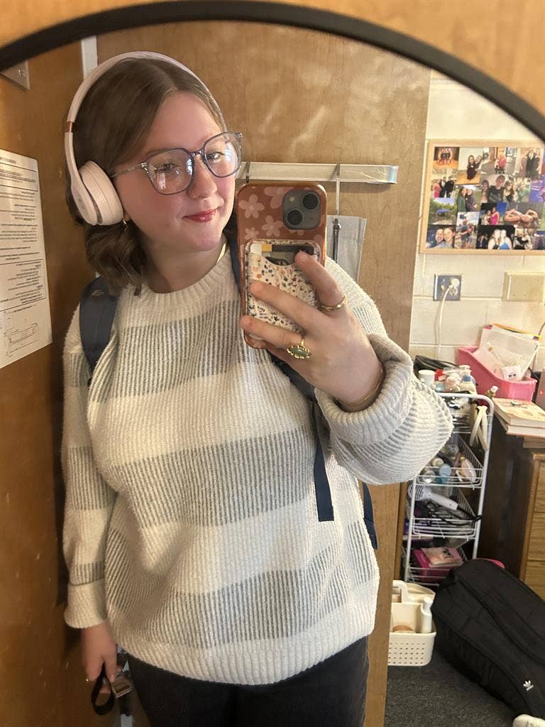 needing roomates & a place to live