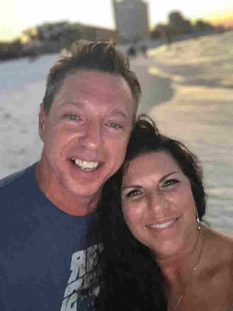 Looking for a room in Destin