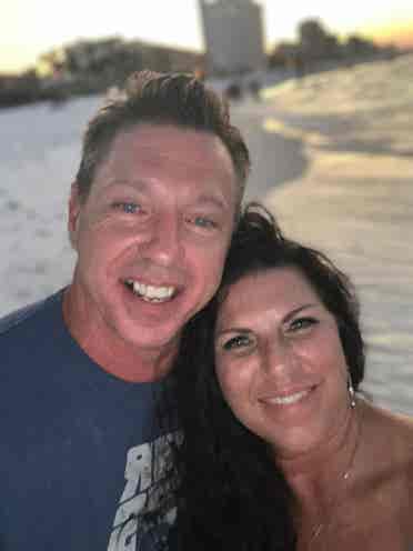 Looking for a room in Destin