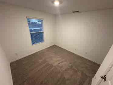 🛏️ Private bedroom for Rent