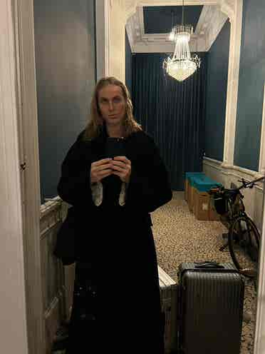Looking for a chill roommate