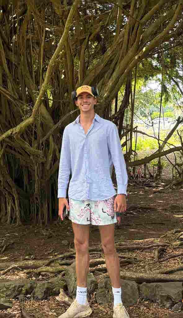 Looking to live and work in Hawaii!