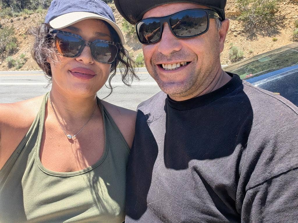 Couple looking for a room in NW