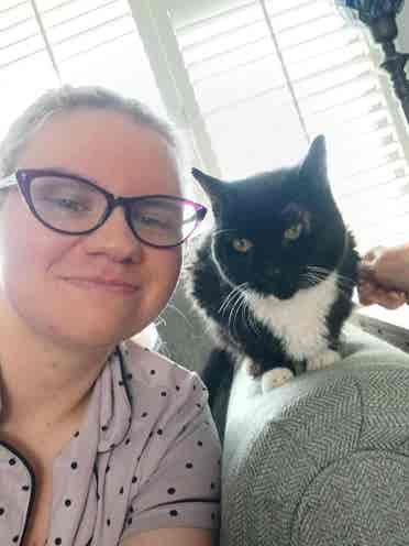 Looking for roommate