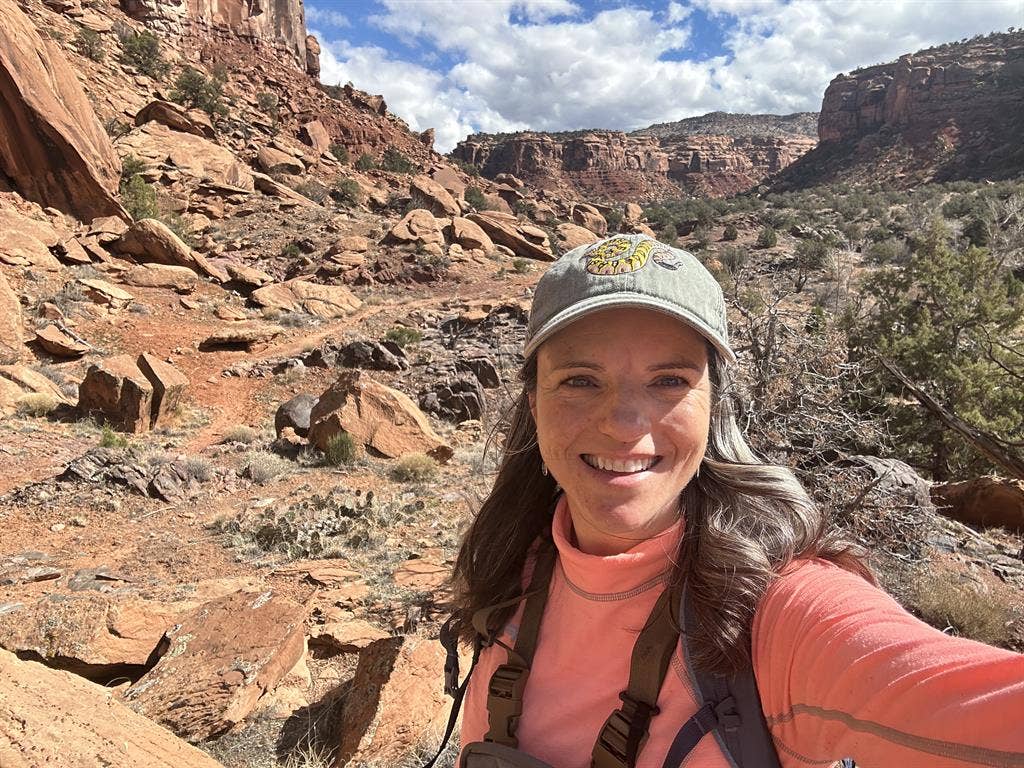 Responsible female wildlife bio.