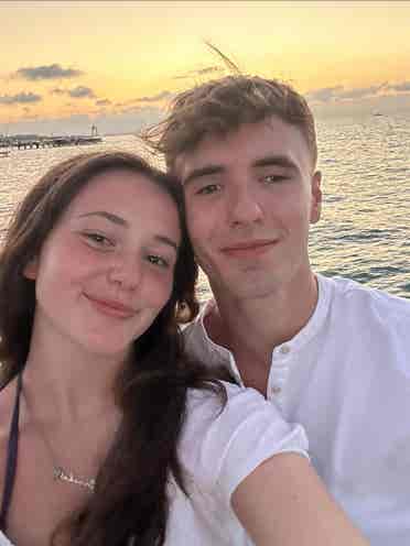 Couple looking for a room