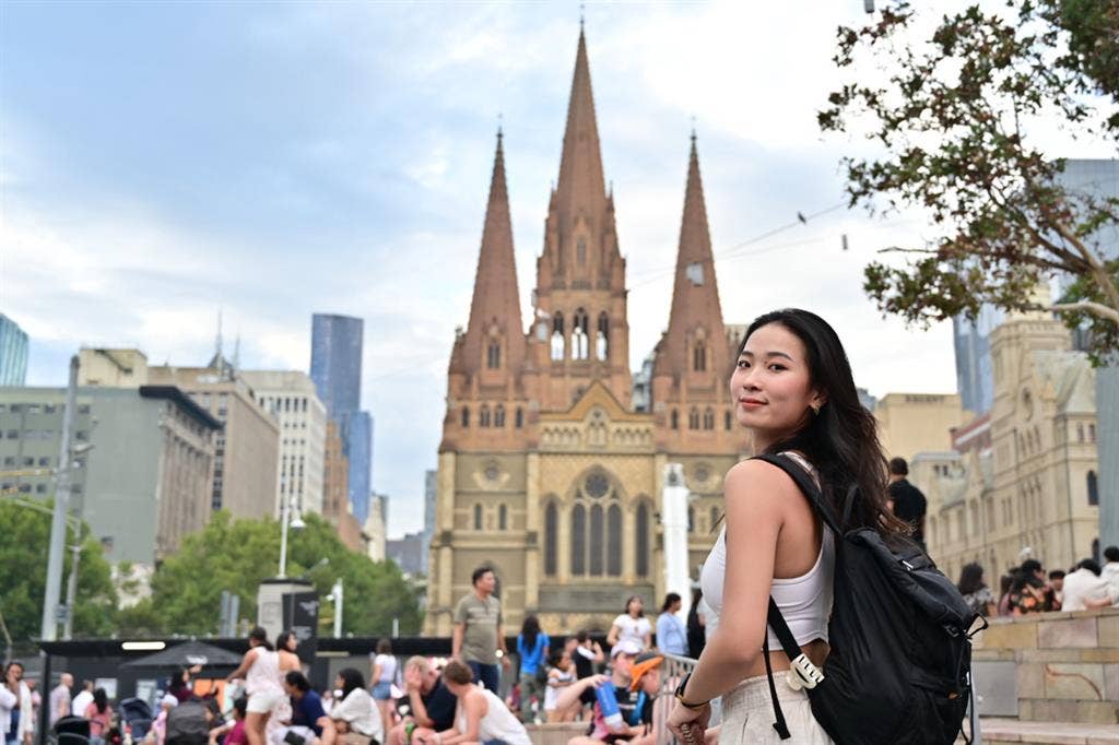Planning to move MEL Sep. single