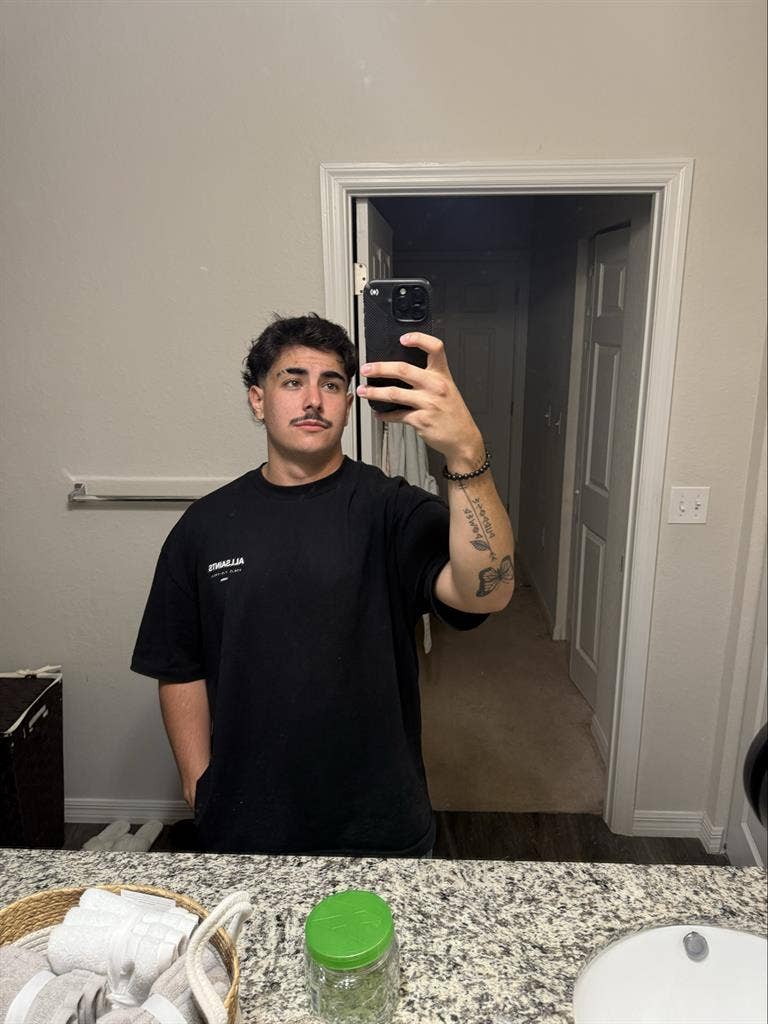 Looking for a roommate