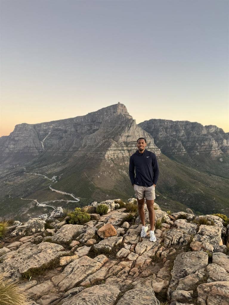 Looking for room/roommate