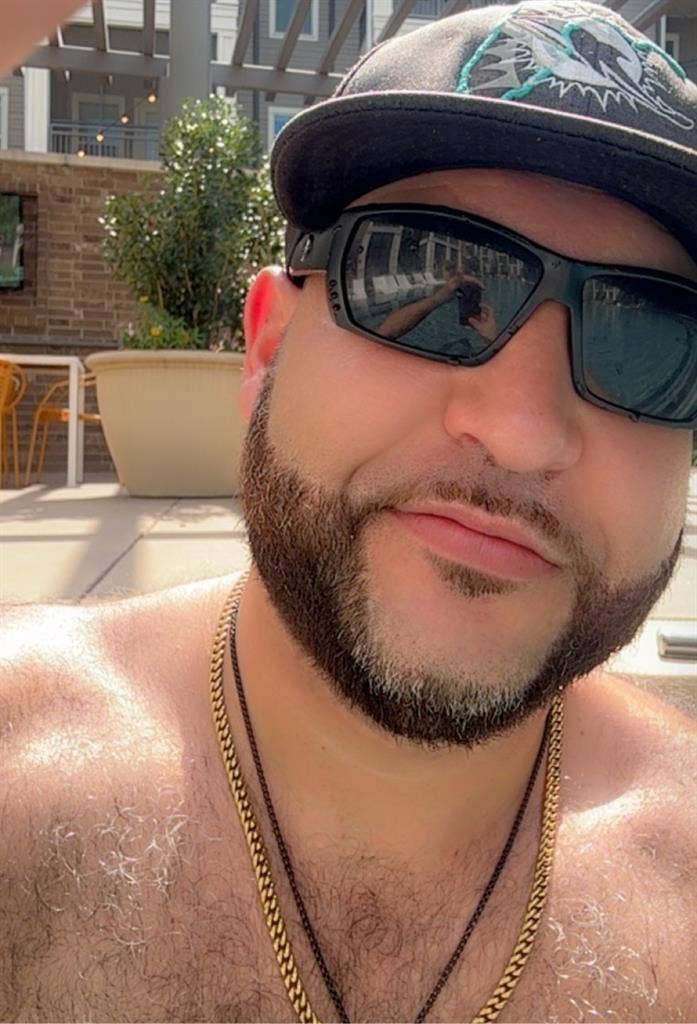 Female only, priv MB/BR/wlk in clst