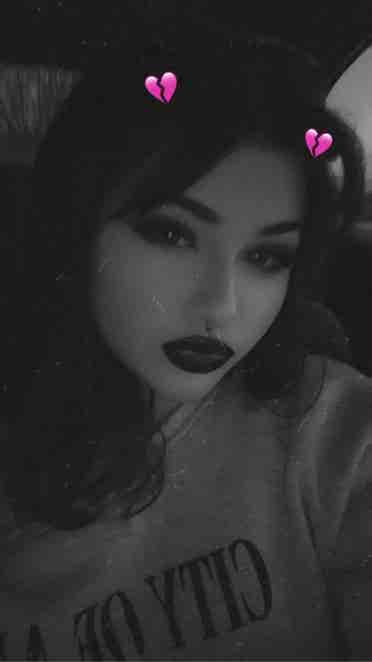 Looking for Roomate(s)! 🖤
