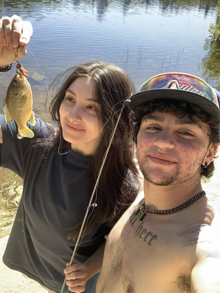 Couple - Looking for a room