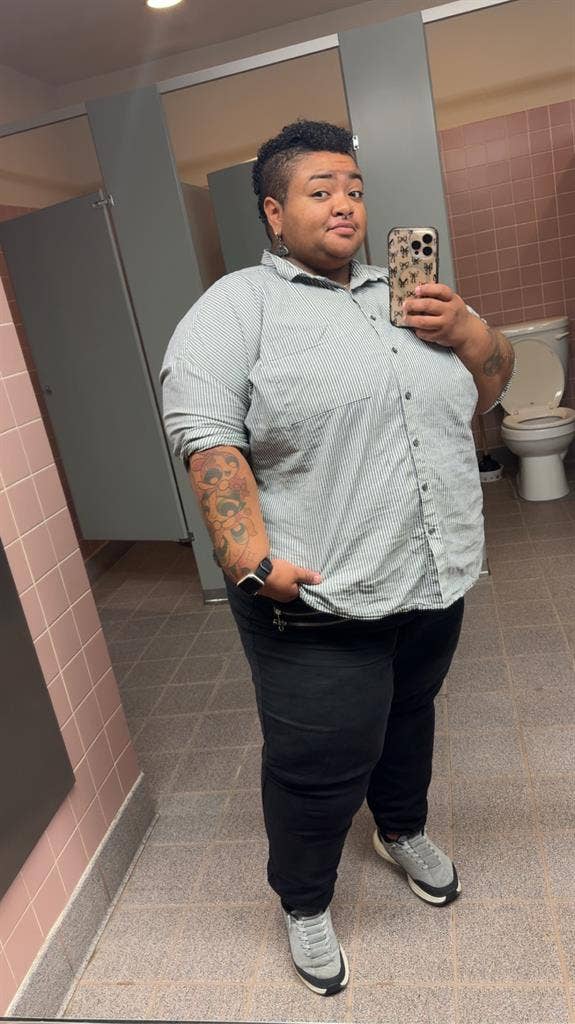 Queer Professional seeking roommate