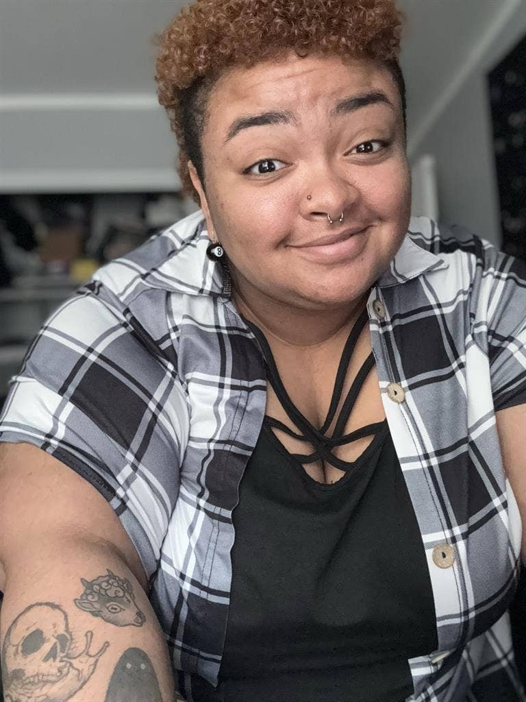 Laid Back Woman Seeks a Roommate
