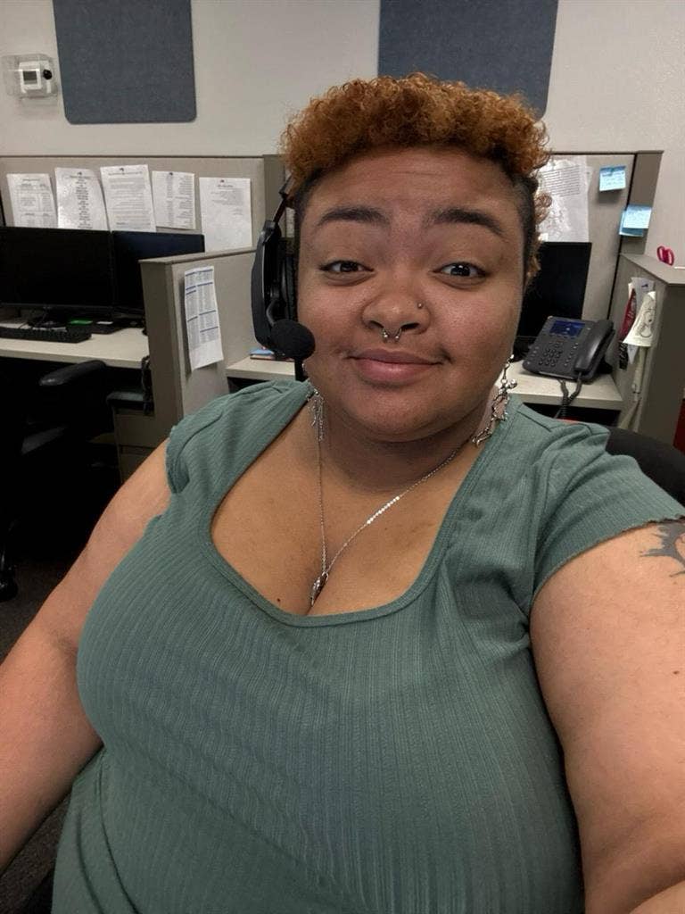 Laid Back Woman Seeks a Roommate
