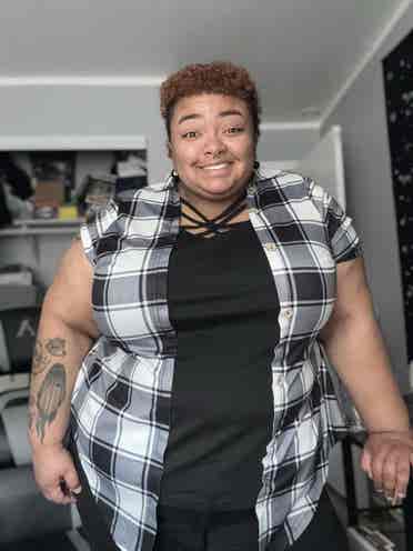 Laid Back Woman Seeks a Roommate