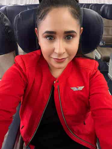 Flight Attendant Looking For A Room