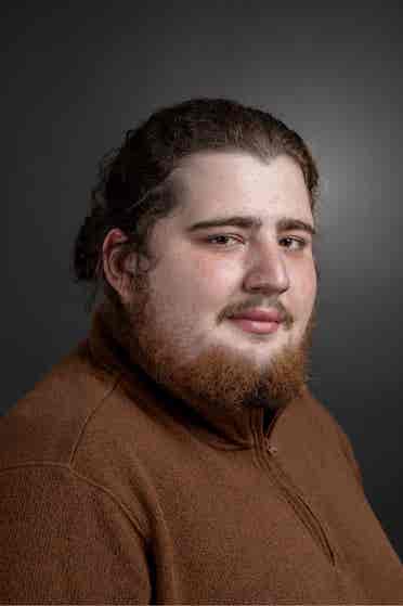 Aspiring Actor Seeking Roommates