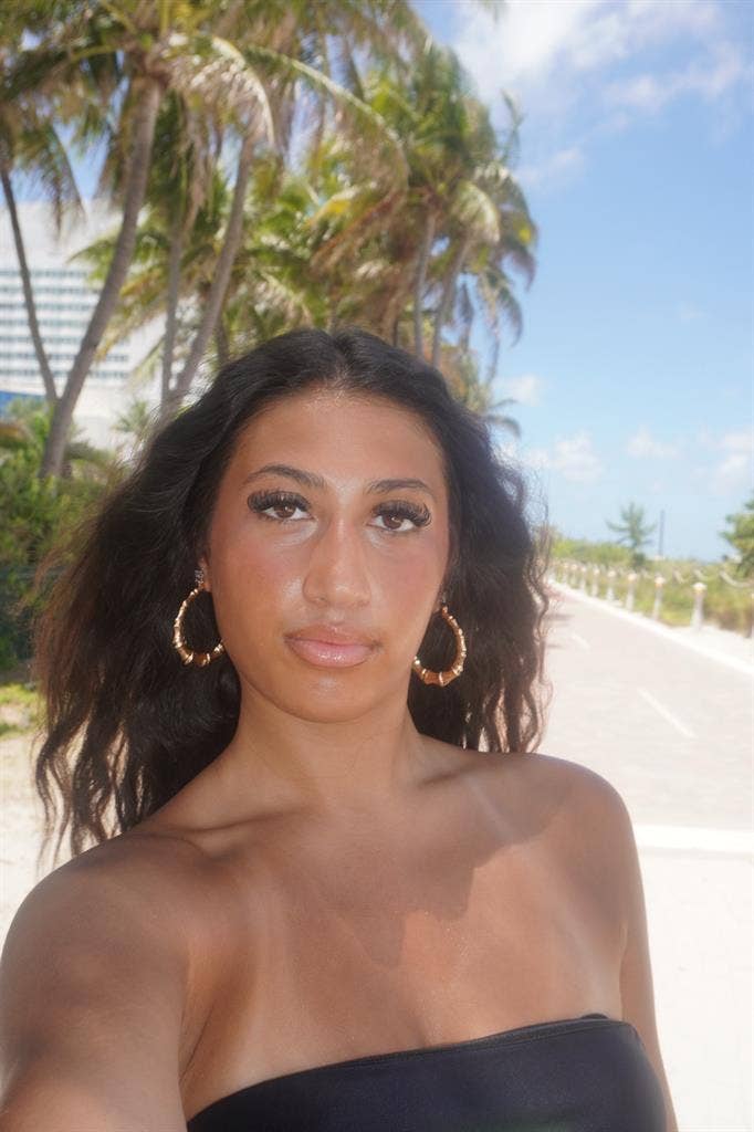 Mia