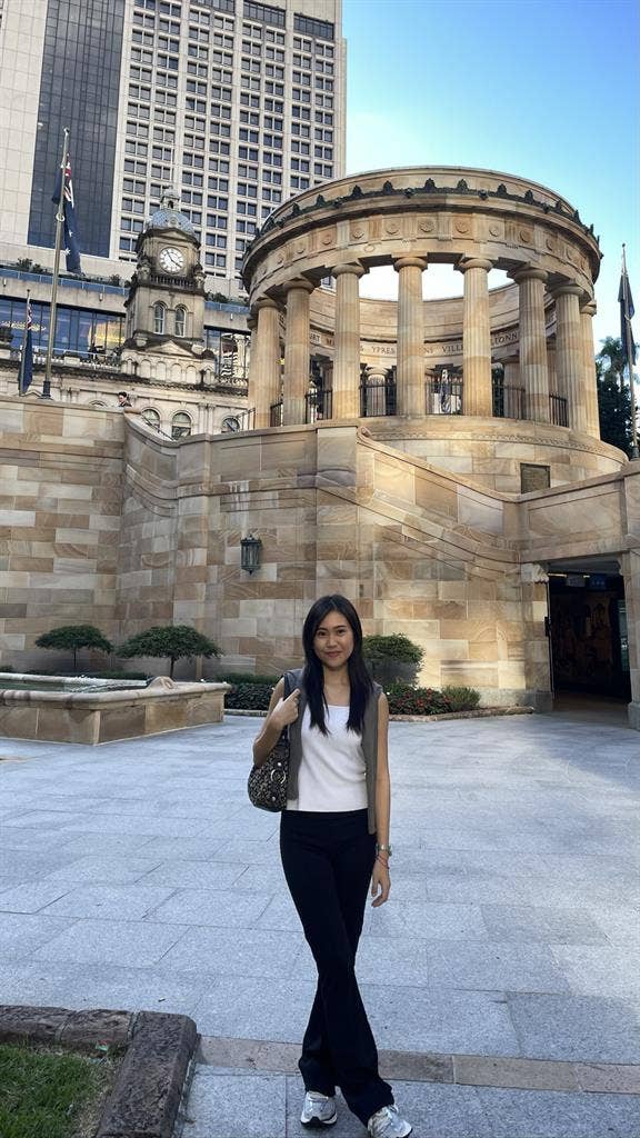 Student seeking room in Brisbane!
